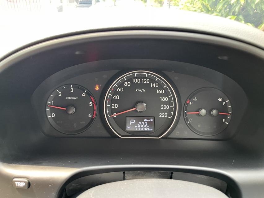 รหัสรถ AP8440 Hyundai H1 2.5  Elite ปี18 สีน้ำตาล ดีเซล 18