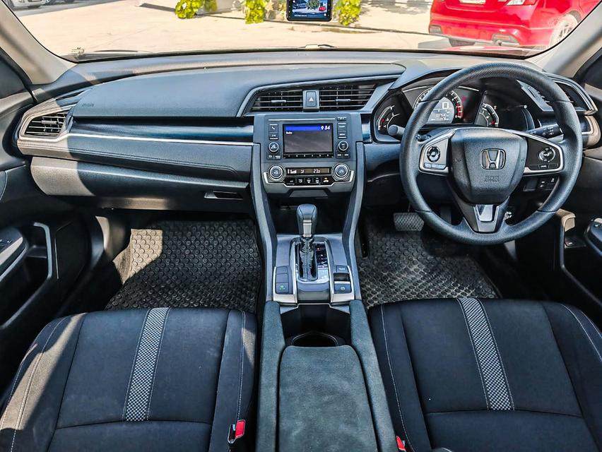 2021 HONDA  CIVIC  1.8E  FC 7