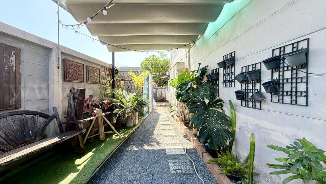 ทาวน์โฮม เด่นชัย คลองกันยา บางพลี หลังริม พื้นที่กว้าง ตกแต่งสไตล์ลอฟท์ 4