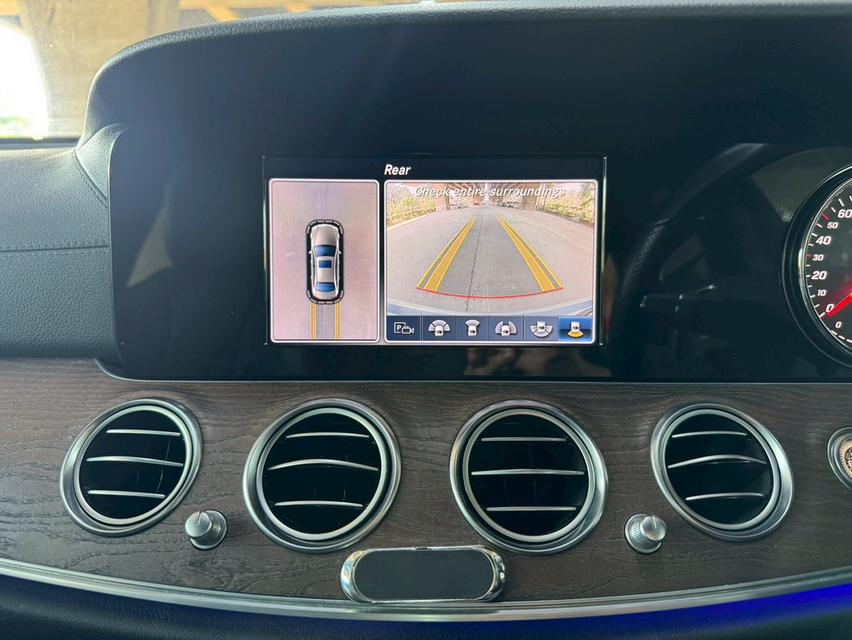 Mercedes-Benz E220d W213 Avantgarde Sedan AT ปี 2017 ดีเซล 13