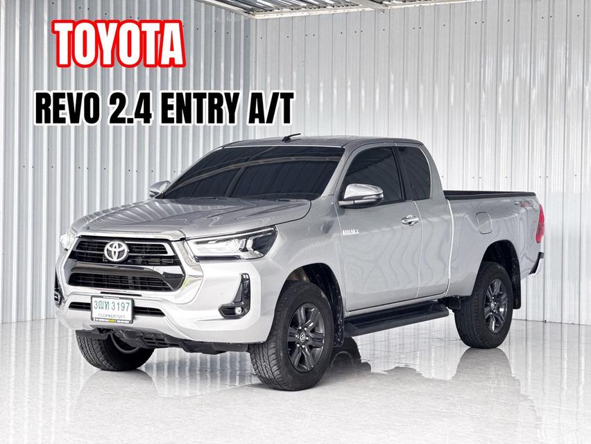 Revo CAB 2.4Mid เกียร์ออโต้ ยกสูง