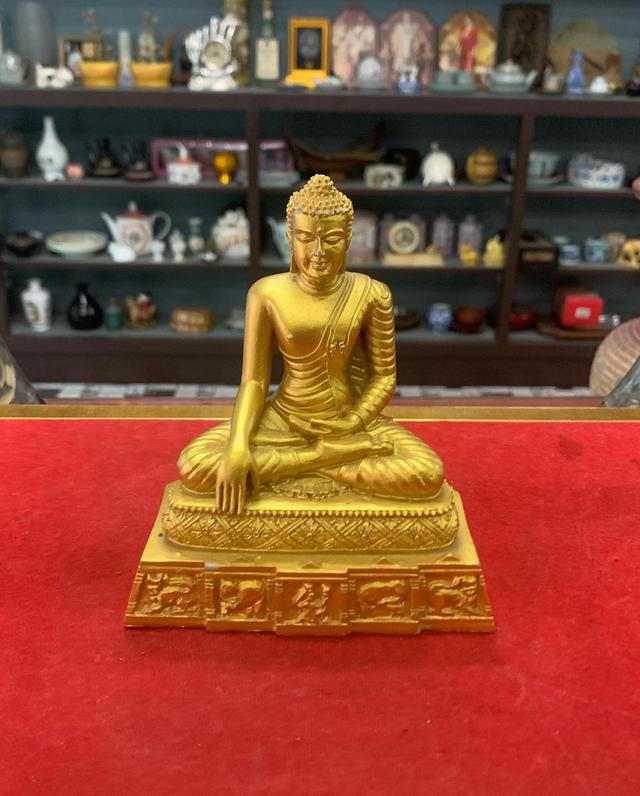 พระเรซิน 3