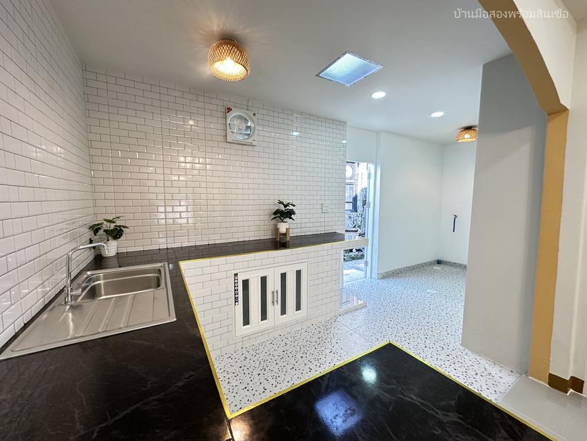 หมู่บ้านวรารักษ์ เลียบคลองสอง 27 8