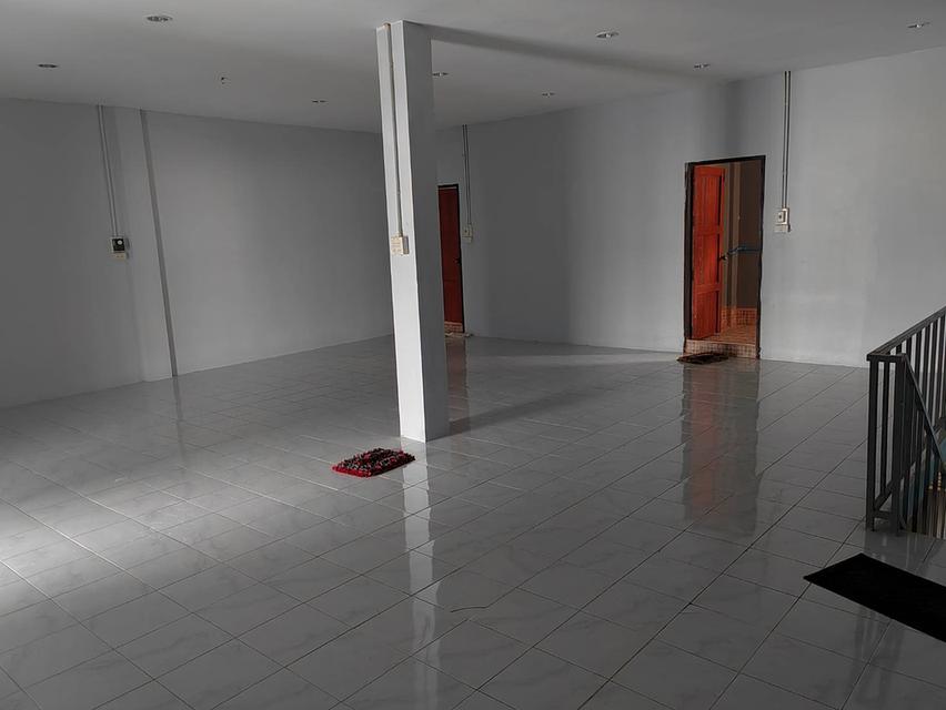 ขายอาคารพาณิชย์ 2 ชั้น 2 ล็อกคู่​ ทำเลทอง ติดตลาด อำเภอวชิรบารมี​ จังหวัดพิจิตร​ 5