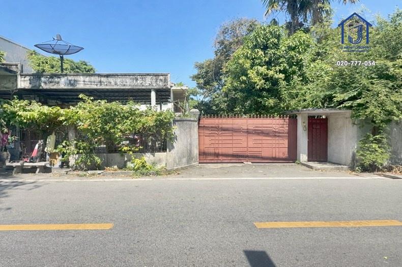 ขายบ้านเดี่ยว 2 ชั้น 196 ตารางวา ซอยปรีดีพนมยงค์ 37 ถนนสุขุมวิท 71 ใกล้BTS  พระโขนง 1