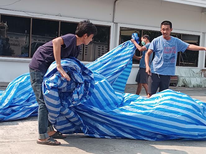 #ผ้าใบ ผ้าบลูชีท ช่างรับตัดเย็บทุกขนาด 0817354812 ผ้าฟาง บางกะปิช่างรับตัดเย็บทุกขนาด