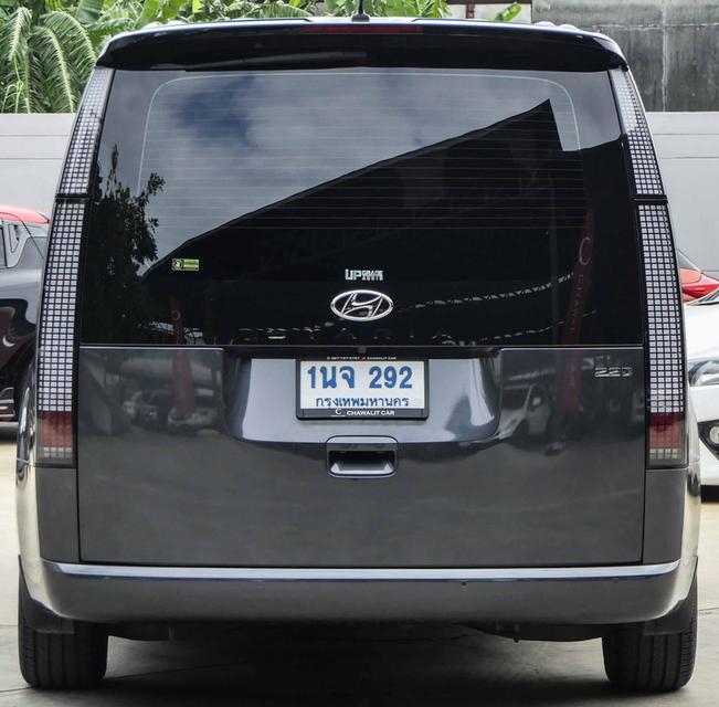2023 HYUNDAI STARIA  2.2 SEL รูปที่ 17