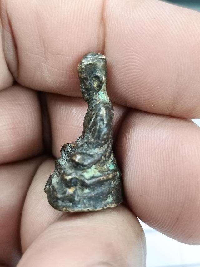 รูปหล่อโบราณหลวงพ่อทบ พิมพ์หัวไม้ขีด 5