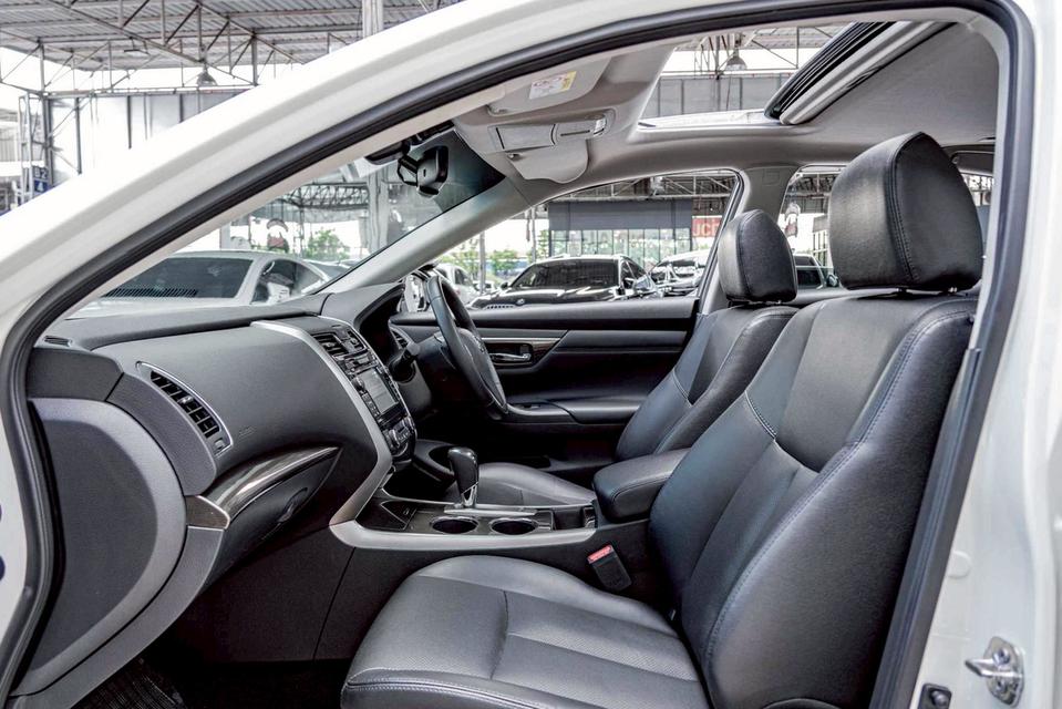 รหัสรถ NP7379 NISSAN TEANA 2.5XV SUNROOF 2019 14
