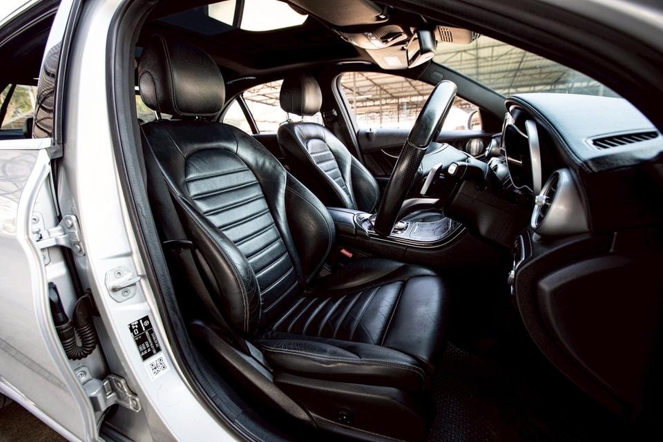 Benz C350e ปี 2017 สีบรอน สวยสภาพดี รูปที่ 8