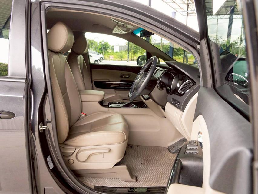 Kia Grand Canival 2.2 Limited 2020 จด 2021 10
