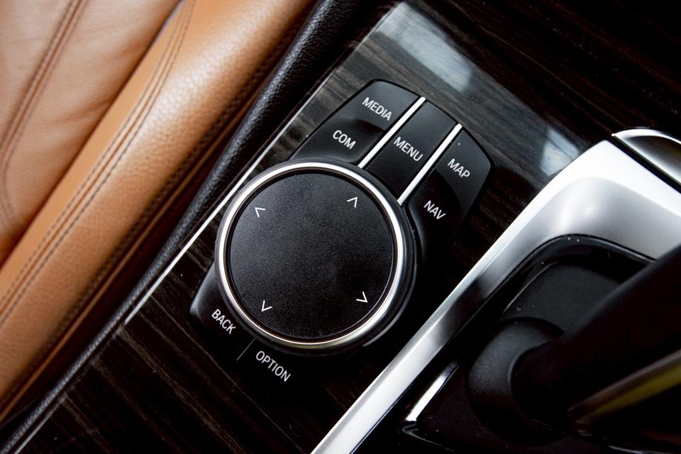 ✨ BMW SERIES 5 530e 2.0 HIGHLINE G30 AT ปี 2020 Plug-in Hybrid รูปที่ 12