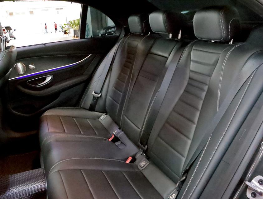 MERCEDES-BENZ E300 2.0 e AMG Dynamic ปี 2024 15