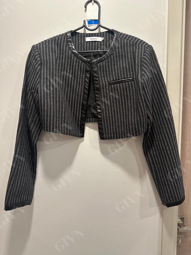 เสื้อแจ็คเก็ต  
