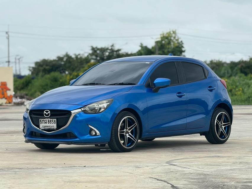 MAZDA 2 SKYACTIVE Hatch 4dr Sports Standard Auto 6sp FWD 1.3i (เบนซิน) ปี 16 สีน้ำเงิน