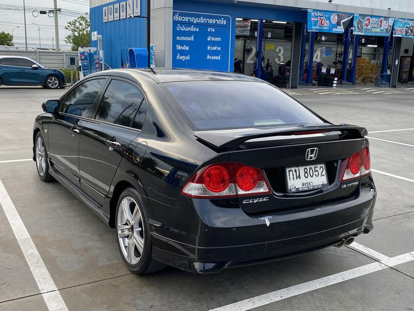 Honda Civic FD ปี 2006  เกียร์ MT พร้อมซิ่ง น๊อตไม่ขยับ สวยเดิม ภาษี 69  ราคา 95,000 บาท รูปที่ 8