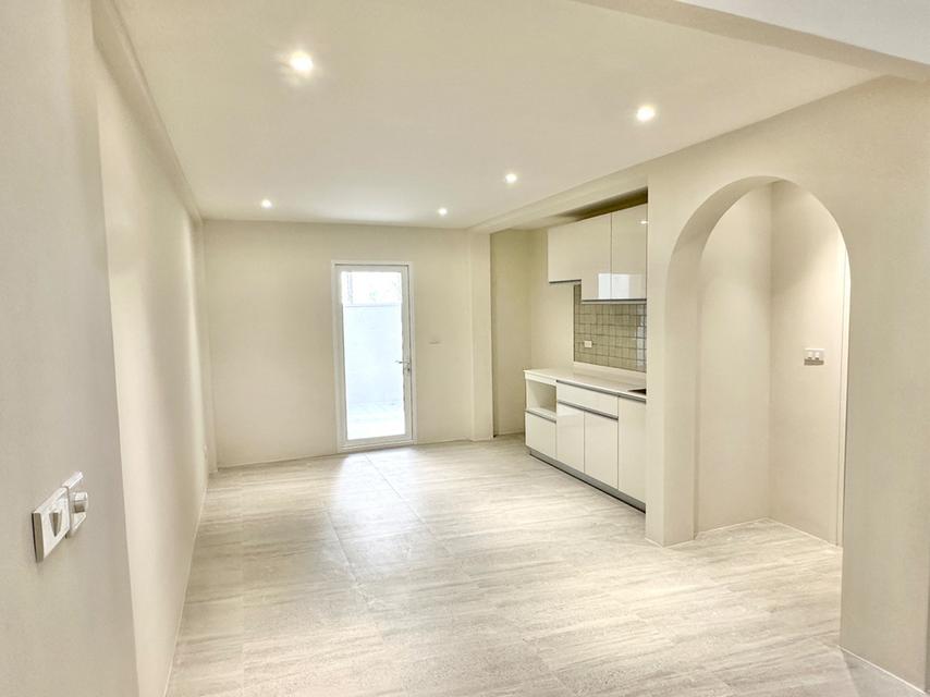 Town Home สไตล์ Japandi Courtyard ย่านพระราม 9 ใกล้รถไฟฟ้า ห้างสรรพสินค้า และโรงพยาบาล 11