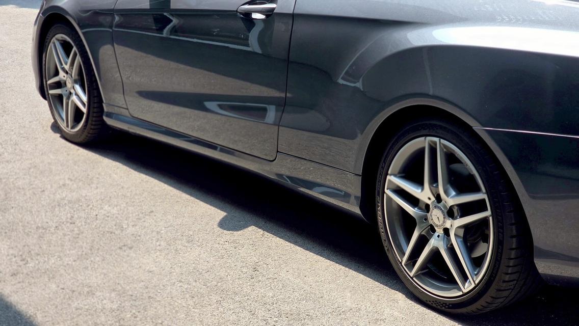 Benz E200 Coupe Amg ปี 2014 สีเทา มือเดียว ไมล์น้อยมาก รูปที่ 15