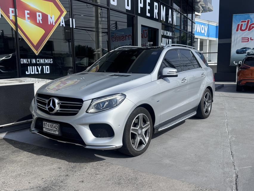 Mercedes-Benz GLE500E PluginHybrid 4Matic เกียร์ออโต้ สีบรอนเงิน TOP สุด 2017 ทะเบียนสวย