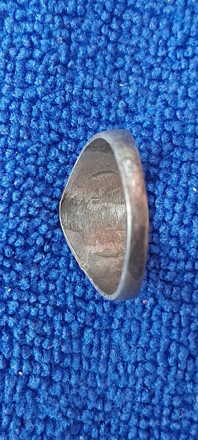 แหวนพระนอนหน้าถ้ำยะลา รูปย่อยที่ 2