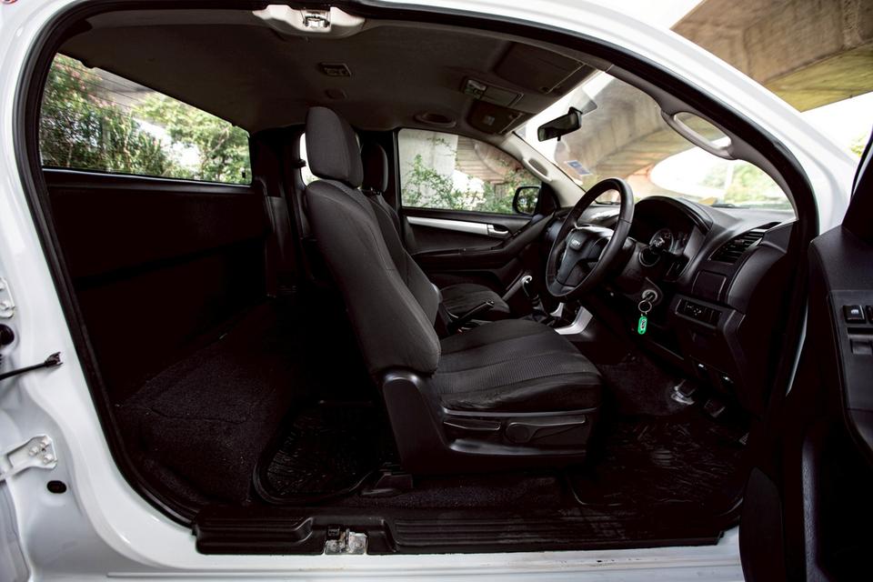 ISUZU D-MAX Hi-lander Cab 1.9 Ddi L ปี 2016 สีขาว ตัวท๊อป สูง 11