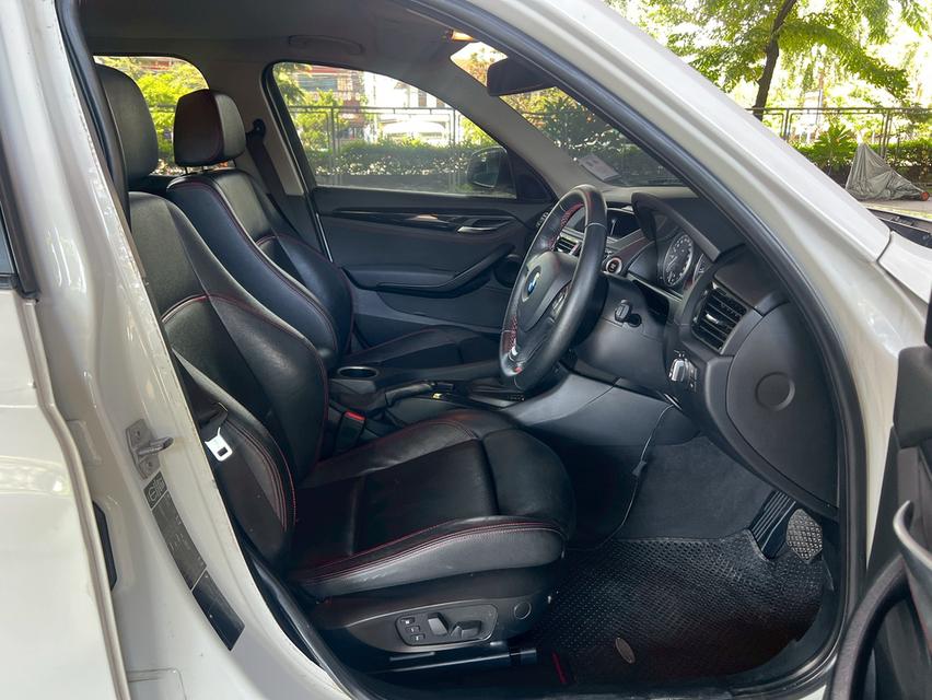 BMW X1 2.0 sDrive18i Sport E84 AT ปี 2014 16