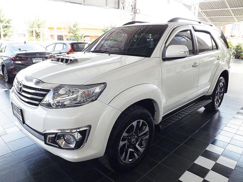 (แจ้งรหัสรถ KCY2602) TOYOTA FORTUNER 3.0 V 2WD AUTO ปี 2014 รูปย่อยที่ 4