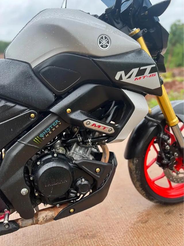 ส่งต่อเครื่องสวยราคาดี Yamaha MT15 5