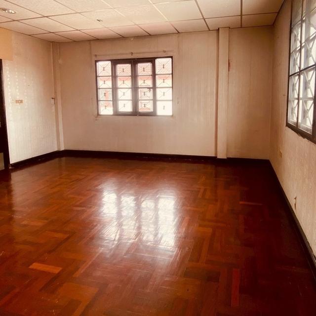 ขายบ้านเดี่ยวมือสอง โครงการ ชัยพฤกษ์ บางแวก (Chaiyapruek Bangwaek) เนื้อที่ 83.10 ตร.ว. ใกล้เซ็นทรัลปิ่นเกล้า และจุดขึ้นทางด่วนกาญจนาภิเษก 8