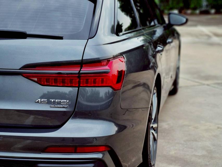 Audi A6 Avant 45 TFSI S-Line Black Edition ปี 2020 ไมล์ 11x,xxx km. 18