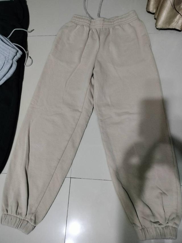 กางเกงวอร์ม. Uniqu. แท้ s-m  ตัวละ 140 รวมส่ง 3