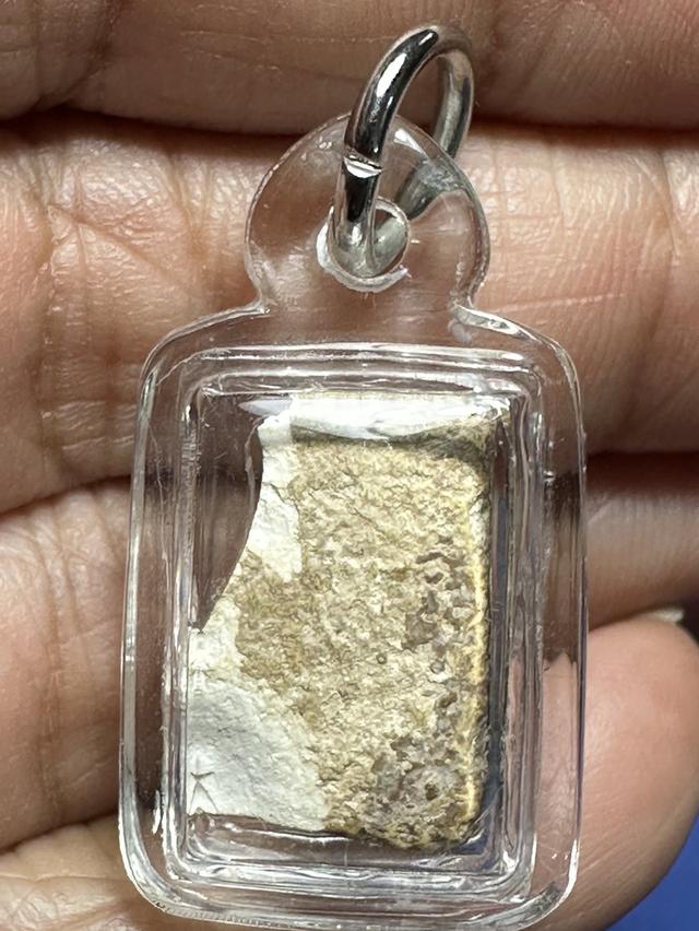 ชิ้นส่วนพระสมเด็จพิมพ์ใหญ่บางขุนพรหม