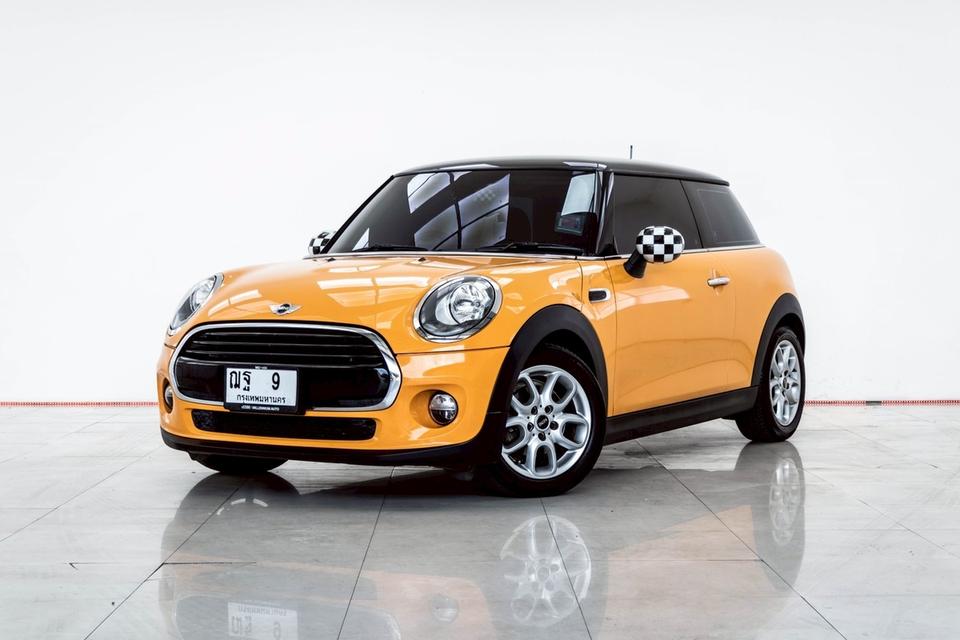 MINI COOPER 1.5 RHD F55 2016 