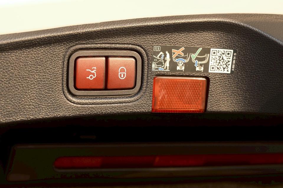 2024 MERCEDES BENZ C200 (W205) Coupe AMG Dynamic ไมล์น้อย 16