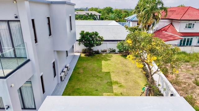 พูลวิลล่าหรู ใกล้อ่างมาบประชันเพียง 1 นาที วิวดี ทำเลโคตรใช่ พัทยา 7