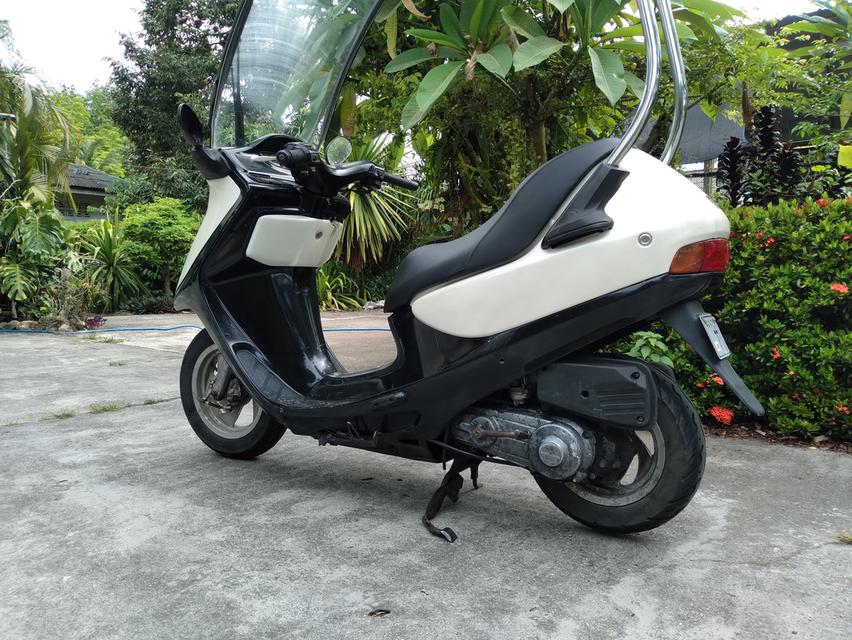 รถป๊อป Honda Cabinat 50 cc มีหลังคาใว้ส่งลูกไปโรงเรียน