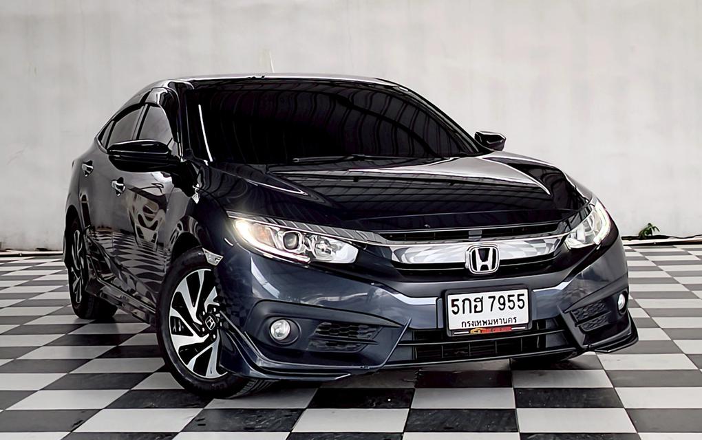 🚗HONDA CIVIC FC 1.8 EL ปี 2016🚗 เคดิตดีฟรีดาวน์ 5