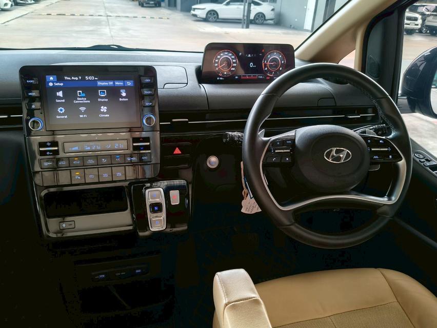 รถเข้าใหม่! Hyundai Staria SEL ดีเซล ปี 2022 สีดำ 7