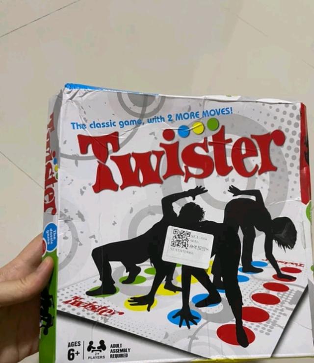 funny twister gameboard