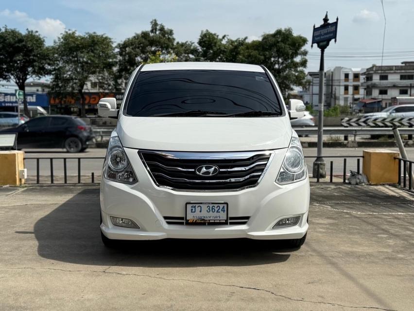 2016 HYUNDAI H1 2.5 Limited (มีเพียงแค่ 400 คันเท่านั้น) 2