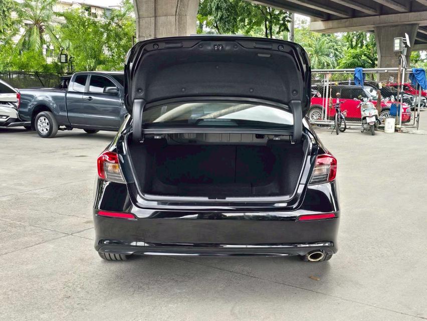 Honda Civic 2.0e:hev RS ปี22 15
