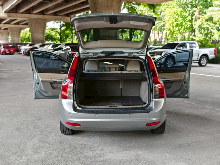 Volvo V50 Year 2013 14
