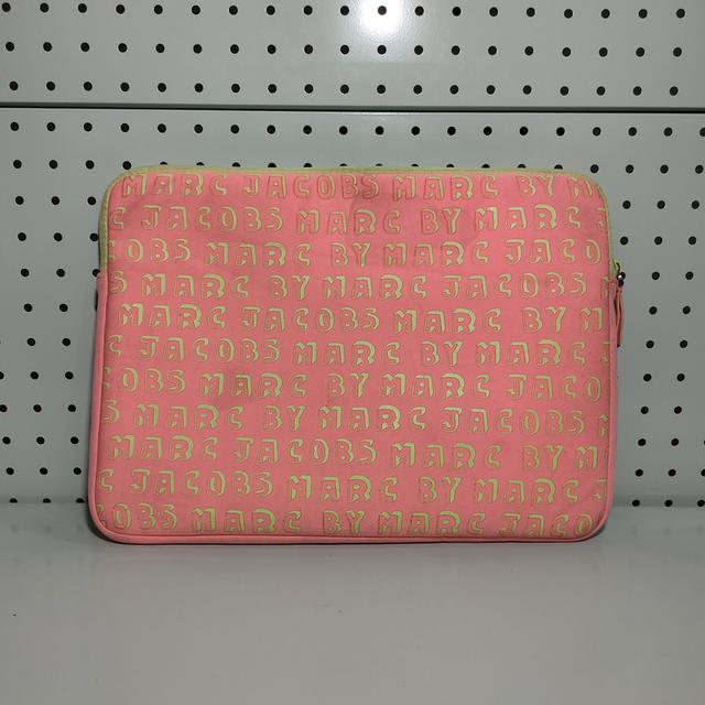 ðĨMarc By Marc Jacobs laptop sleeve āļĢāļđāļāļĒāđāļāļĒāļāļĩāđ 2