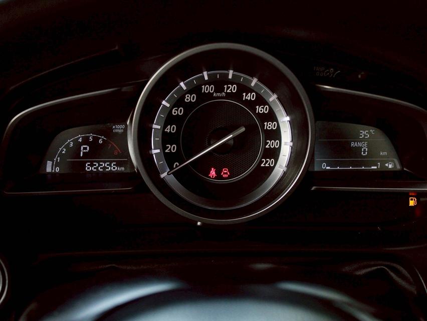 MAZDA 2 1.3 High ปี 2016 โฉม ปี14-ปัจจุบัน 4Dr สีขาว เกียร์ Auto เครื่องยนต์ เบนซิน ไมล์ 62,256 Km. 16