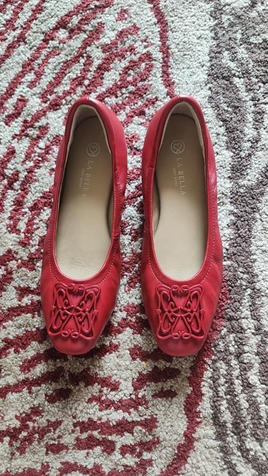 รองเท้า LA BELLA รุ่น GISELA HEART พื้นนิ่ม สีแดง 1