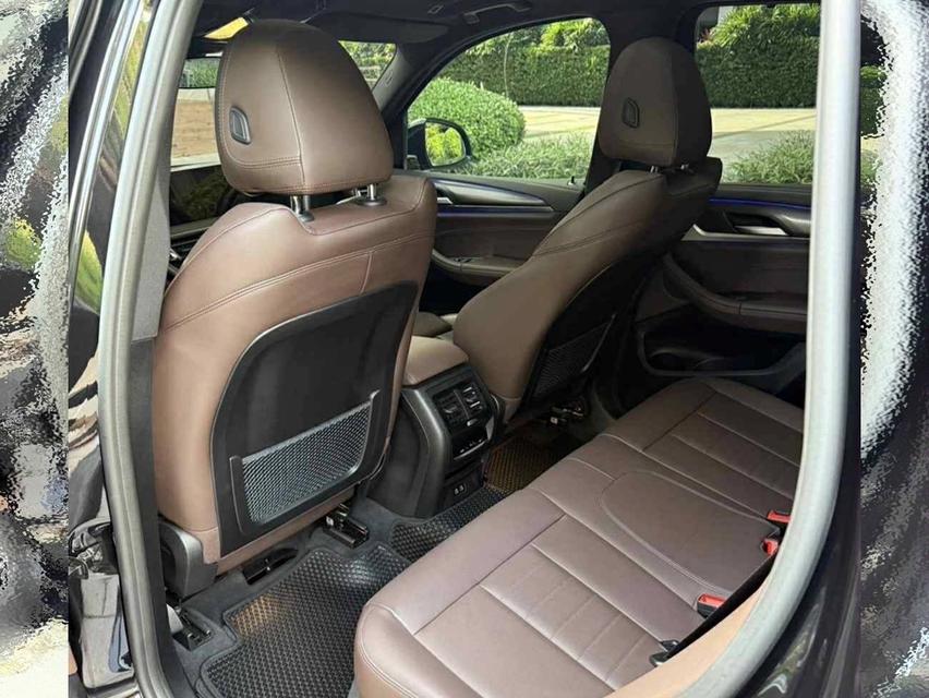 รถเข้าใหม่! BMW X3 xDrive20d M Sport (LCI) ปี 2024 สีดำ 10