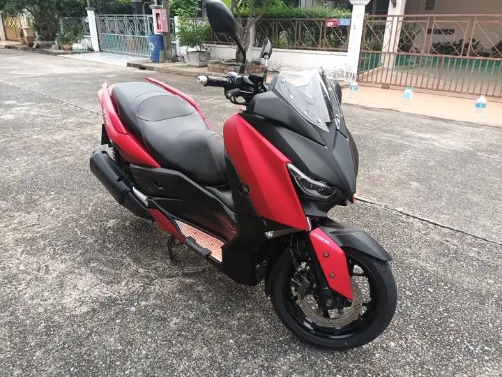 Yamaha  XMAX สีสวยๆ 2