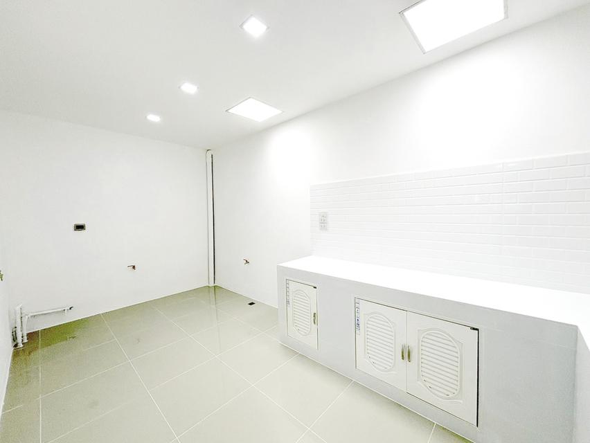 🏡✨ ขายทาวน์โฮม 2 ชั้น ทำเลดี ใกล้ศาลายา ราคาคุ้มเพียง 1.69 ล้านบาท ✨🏡 5
