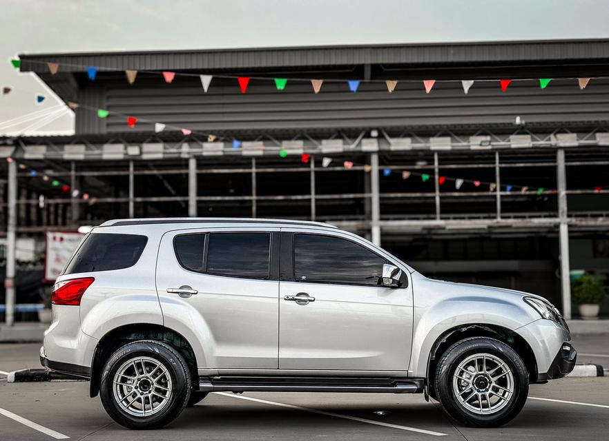 ขาย Isuzu MU-X 3.0 Ddv ปี14