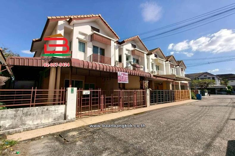 ทาวน์เฮาส์ เนื้อที่ 34 ตร.ว. หมู่บ้านบุณฑริก นิวสไตล์ ลำลูกกา-คลอง 4, ใกล้ตลาดกลางลาดสวาย ถนนลำลูกกา ตำบลลาดสวาย อำเภอลำลูกกา ปทุมธานี 2